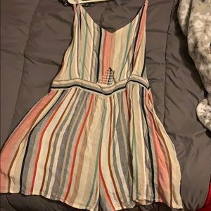 Super cute and colorful romper!!